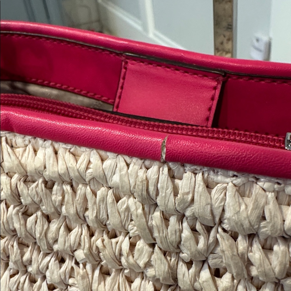Michael Kors Pratt Pink Ombré Straw Bucket Bag - Picture 15 of 17
